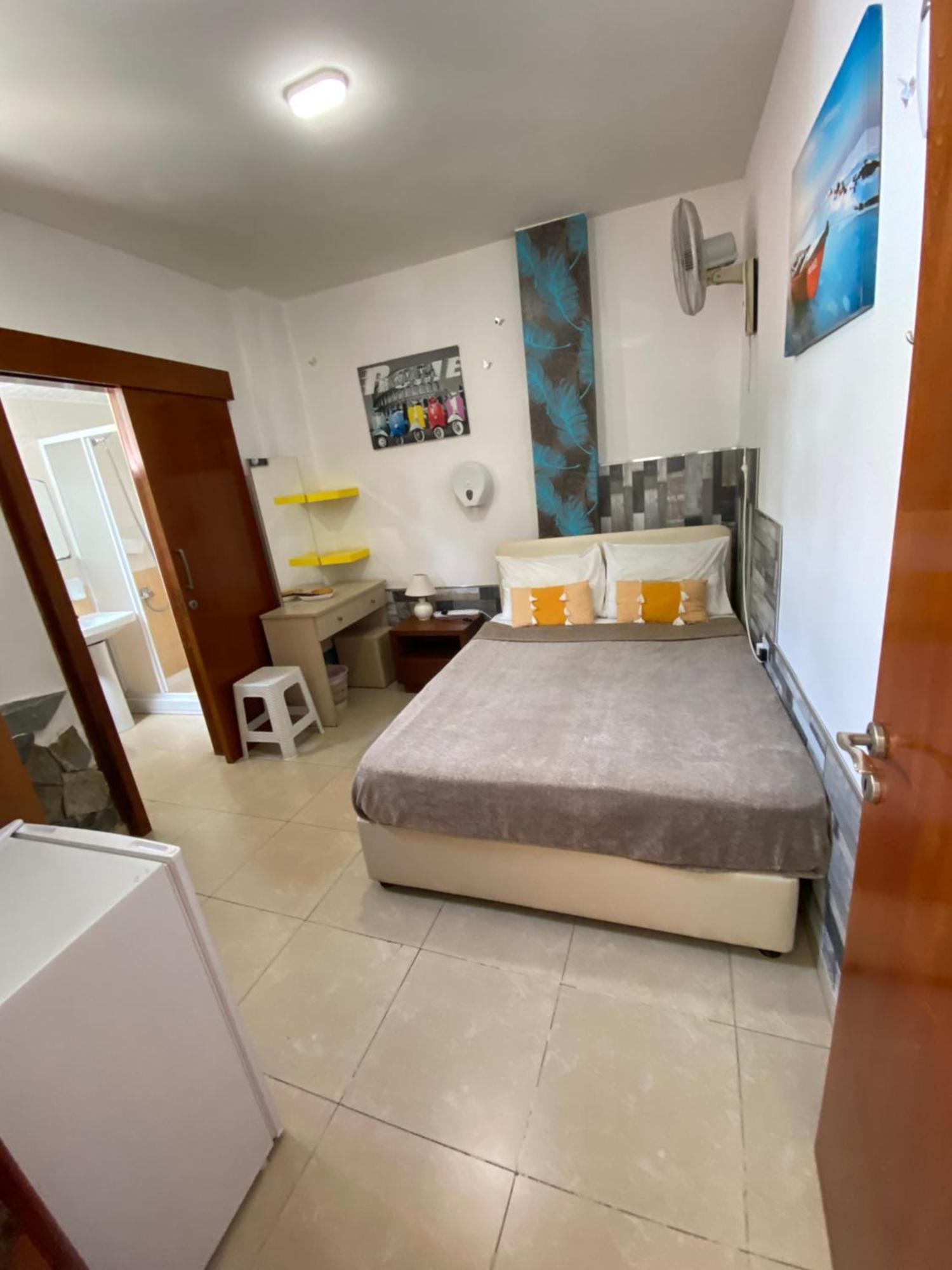 Marina'S Rooms Xrisopolitissa Larnaca Exterior foto
