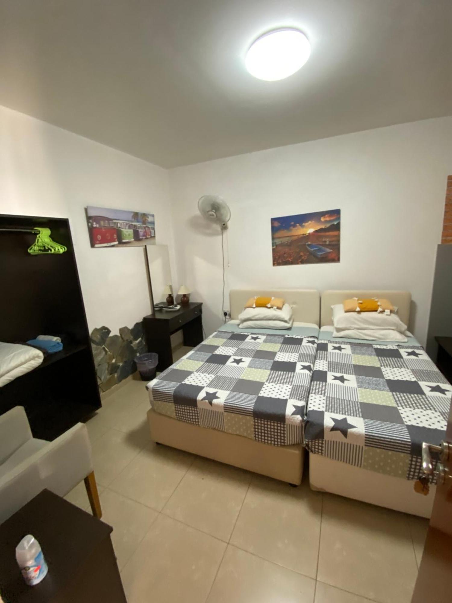 Marina'S Rooms Xrisopolitissa Larnaca Exterior foto