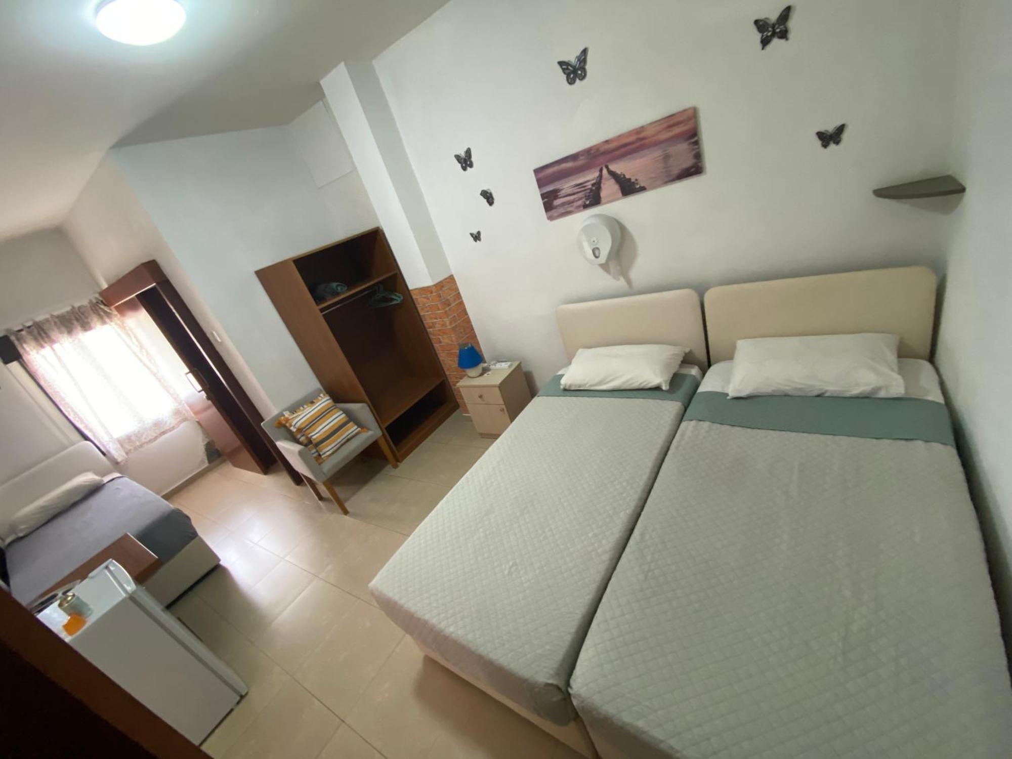 Marina'S Rooms Xrisopolitissa Larnaca Exterior foto