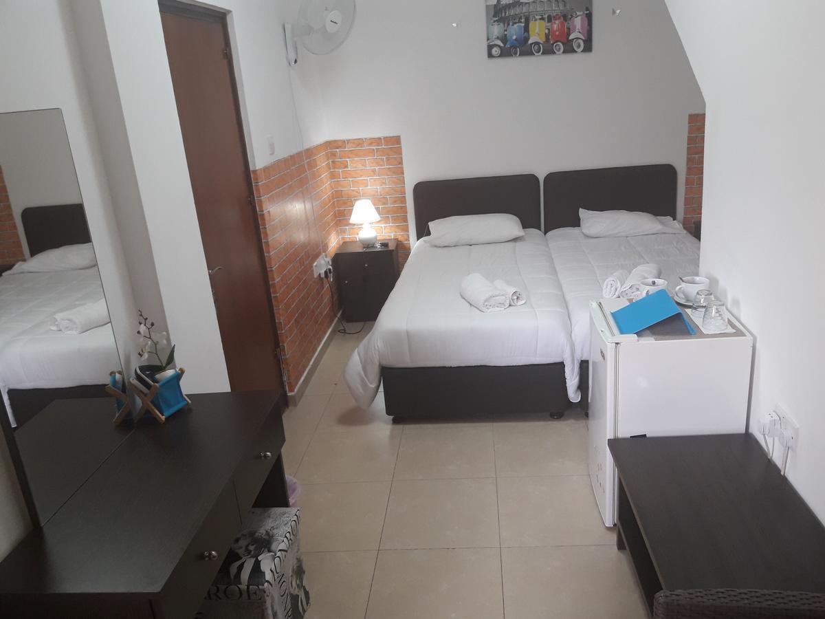 Marina'S Rooms Xrisopolitissa Larnaca Exterior foto
