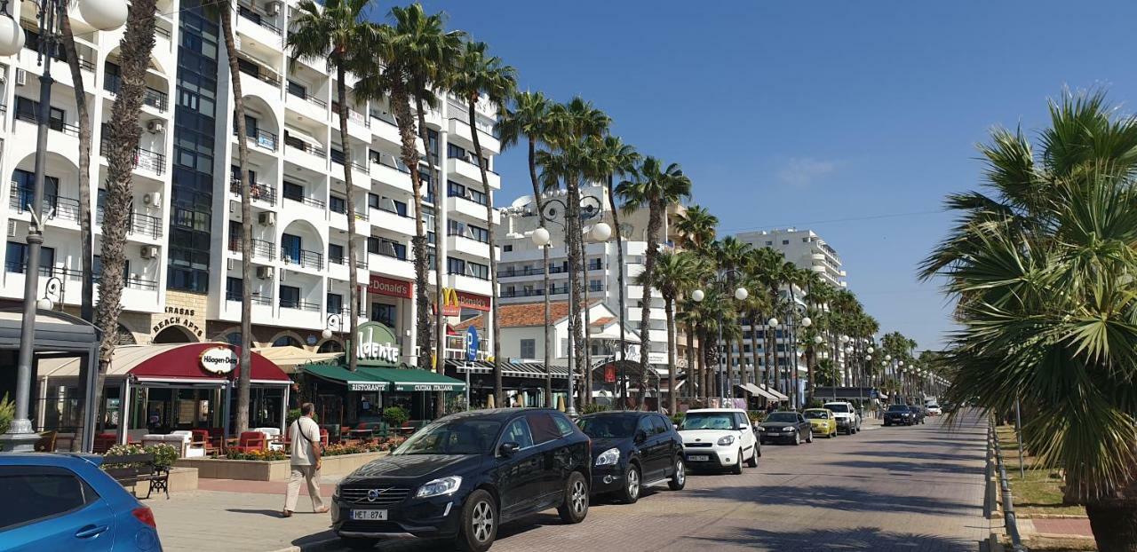 Marina'S Rooms Xrisopolitissa Larnaca Exterior foto